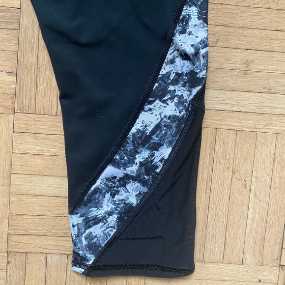 Gap Fit Capri Leggings - Picture 4 of 5